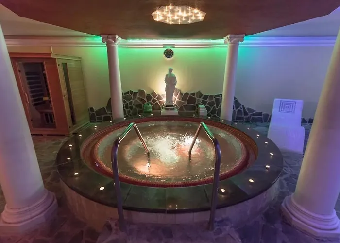 Alex, Nezabudka Apartament